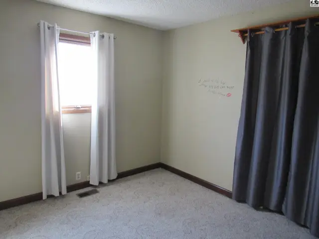 Photo of 6509 N Jefferson St, Hutchinson, KS