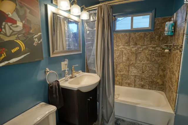Photo of 415 E Avenue A, McPherson, KS