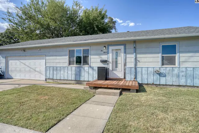 Photo of 415 E Avenue A, McPherson, KS
