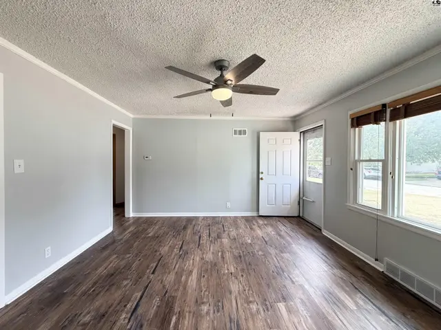 Photo of 1410 N Orchard Ave, Hutchinson, KS