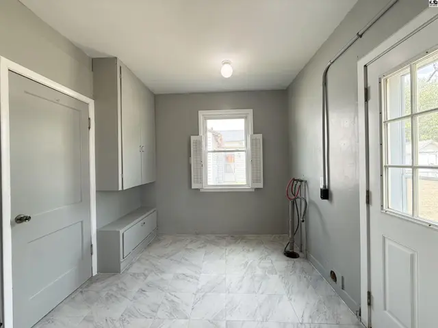 Photo of 1410 N Orchard Ave, Hutchinson, KS