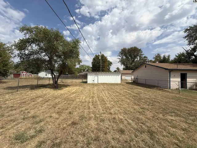 Photo of 1410 N Orchard Ave, Hutchinson, KS
