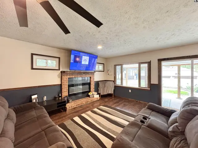 Photo of 2522 E 44th Ave, Hutchinson, KS