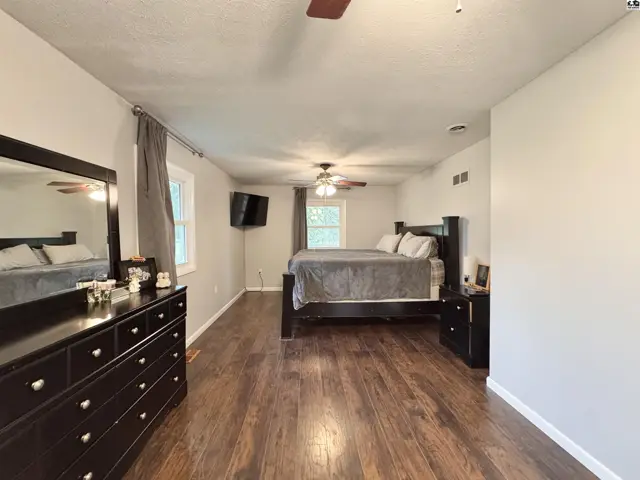 Photo of 2522 E 44th Ave, Hutchinson, KS