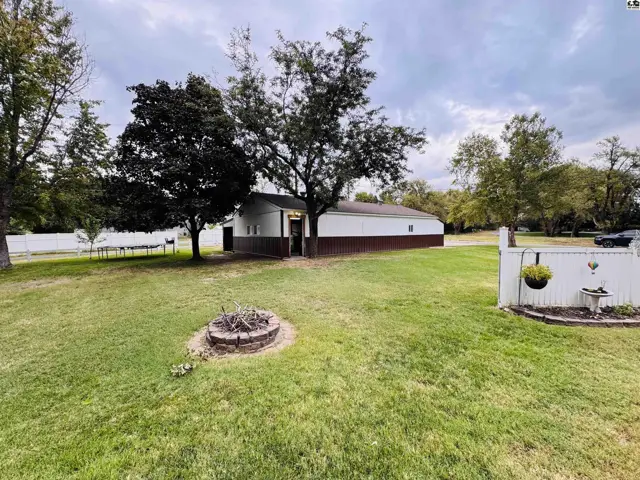 Photo of 2522 E 44th Ave, Hutchinson, KS