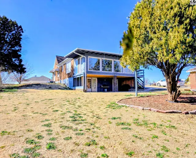 Photo of 740 N Walnut St, Medicine Lodge, KS