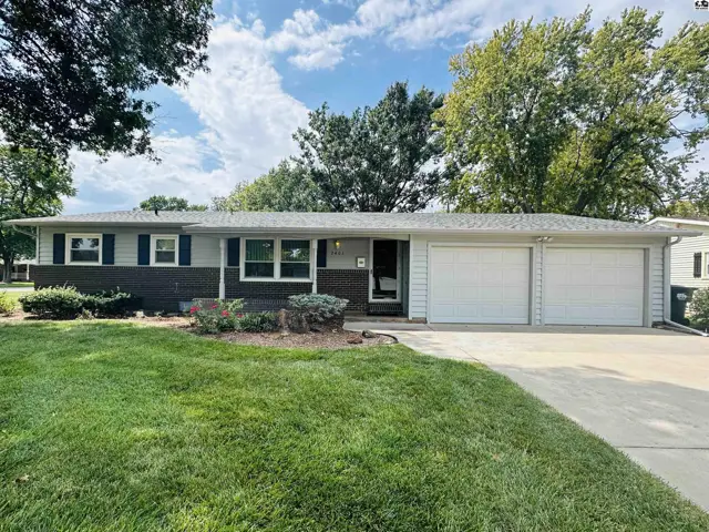 Photo of 2401 N Tyler St, Hutchinson, KS