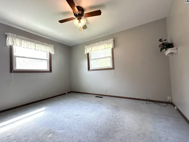 Photo of 2401 N Tyler St, Hutchinson, KS
