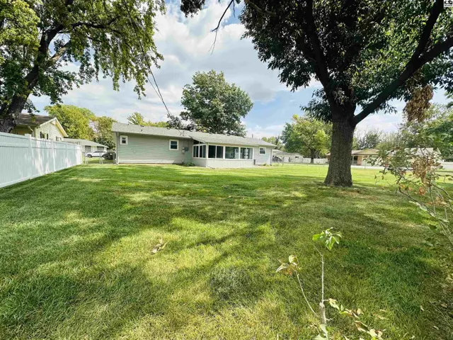 Photo of 2401 N Tyler St, Hutchinson, KS