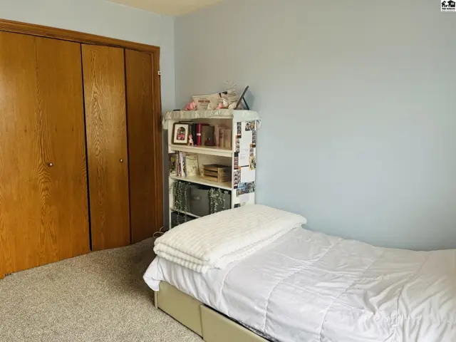 Photo of 205 E 37th Ave, Hutchinson, KS