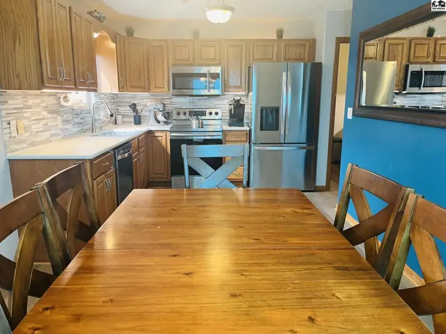 Photo of 205 E 37th Ave, Hutchinson, KS