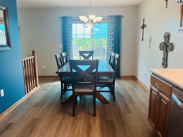 Photo of 205 E 37th Ave, Hutchinson, KS