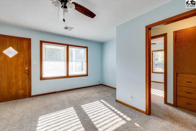Photo of 623 Grandview Ave, Newton, KS
