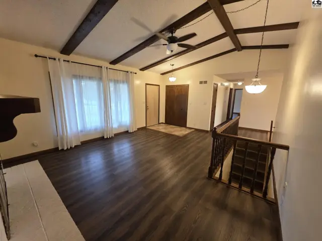 Photo of 901 E 27th Ave, Hutchinson, KS