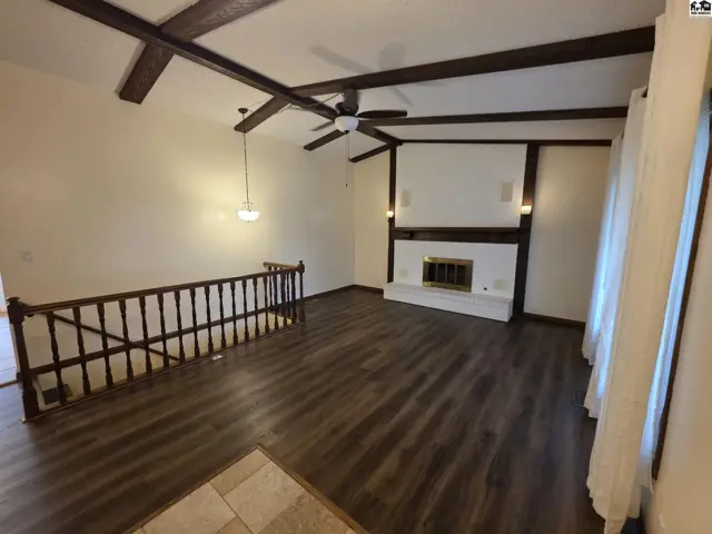Photo of 901 E 27th Ave, Hutchinson, KS