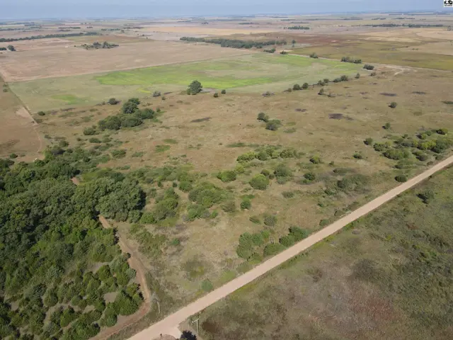 Photo of 0 NE 40th, Pratt, KS