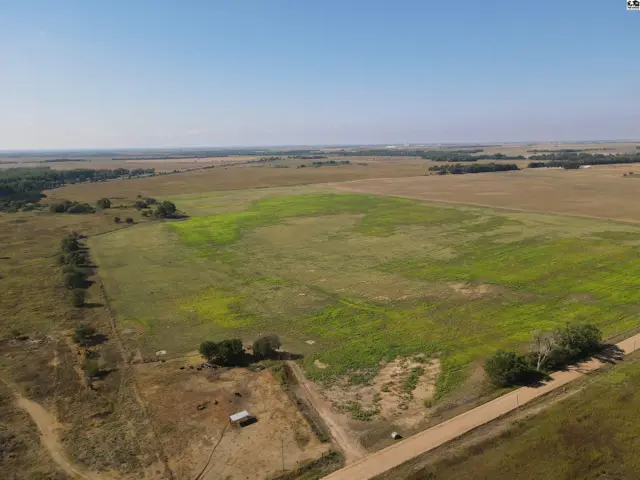 Photo of 0 NE 40th, Pratt, KS