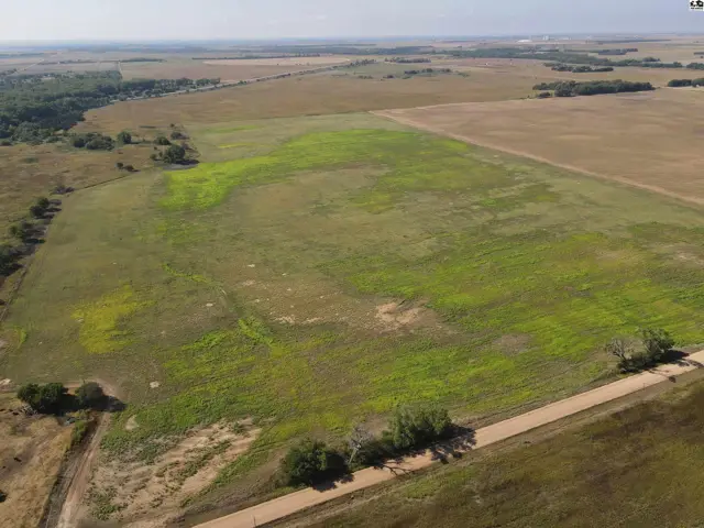 Photo of 0 NE 40th, Pratt, KS