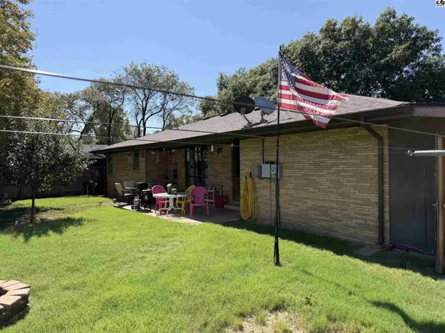 Photo of 516 Welton St, Pratt, KS
