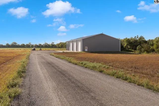 Photo of 2939 N Halstead Rd, Halstead, KS