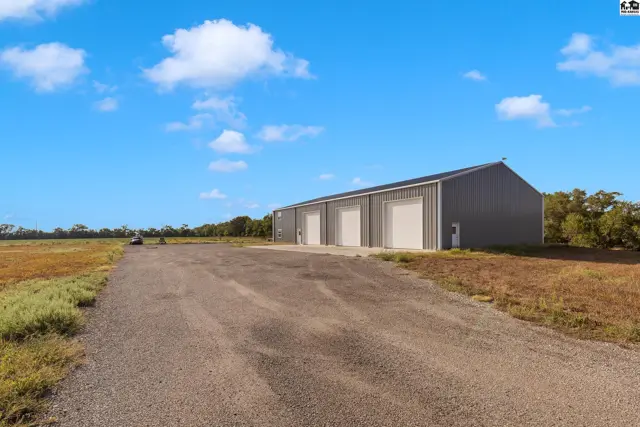 Photo of 2939 N Halstead Rd, Halstead, KS