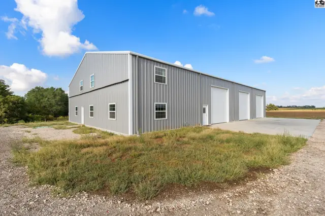 Photo of 2939 N Halstead Rd, Halstead, KS