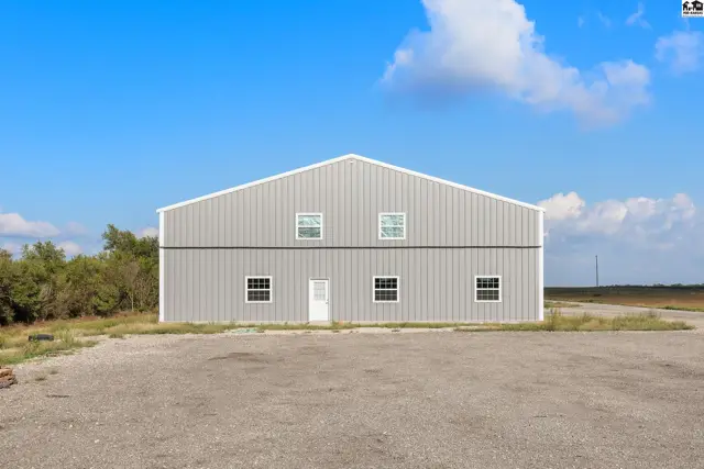 Photo of 2939 N Halstead Rd, Halstead, KS