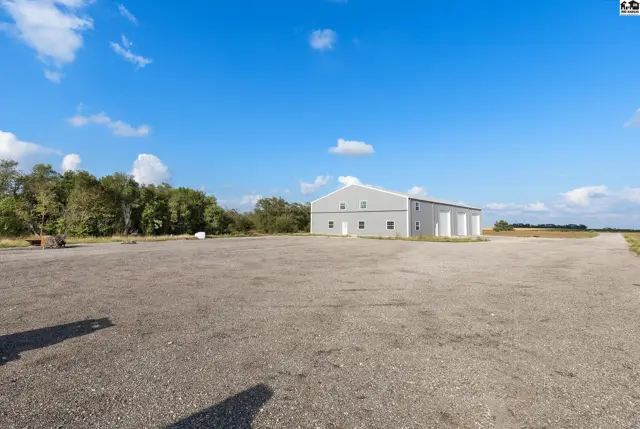 Photo of 2939 N Halstead Rd, Halstead, KS