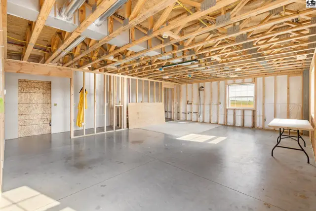 Photo of 2939 N Halstead Rd, Halstead, KS
