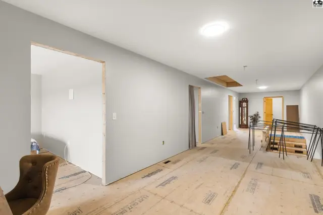 Photo of 2939 N Halstead Rd, Halstead, KS