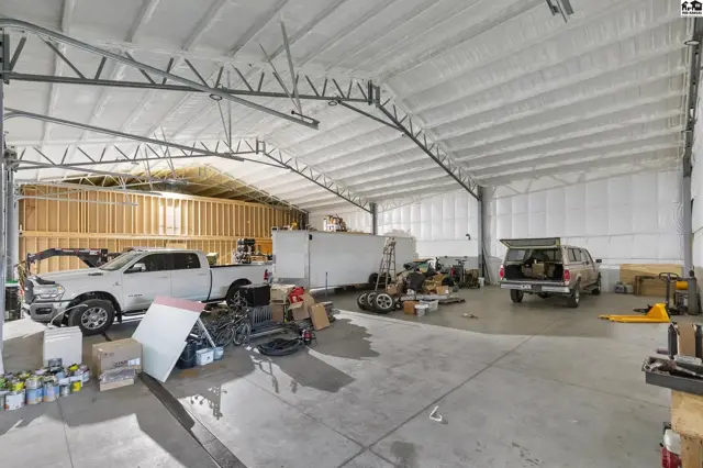 Photo of 2939 N Halstead Rd, Halstead, KS