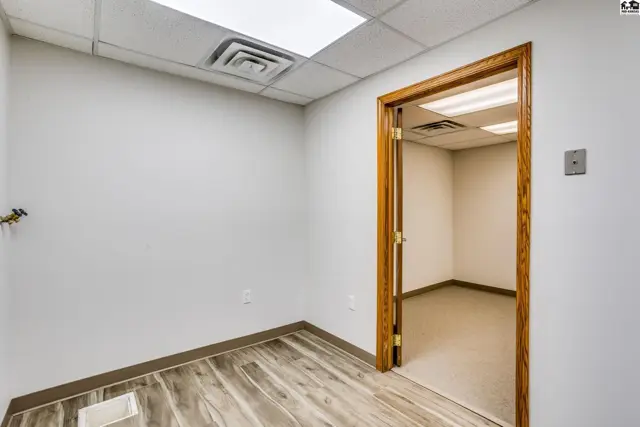 Photo of 2021 E 4th, Hutchinson, KS