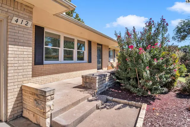 Photo of 412 SE 11th St., Newton, KS