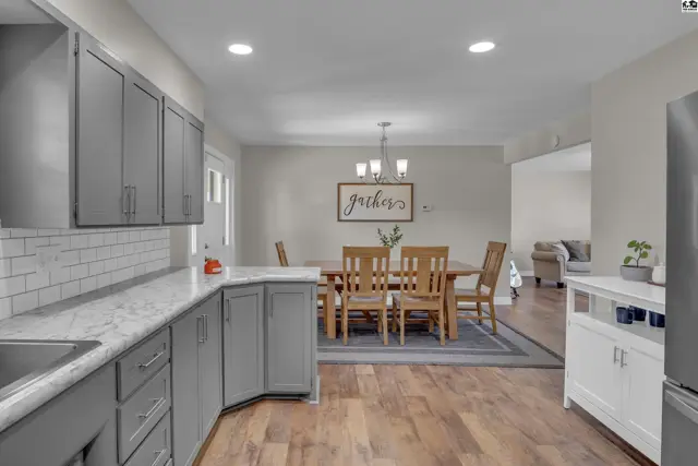 Photo of 412 SE 11th St., Newton, KS