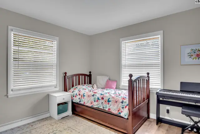 Photo of 412 SE 11th St., Newton, KS