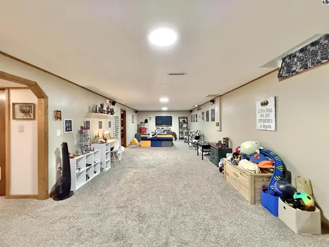 Photo of 912 E 31st Terr, Hutchinson, KS