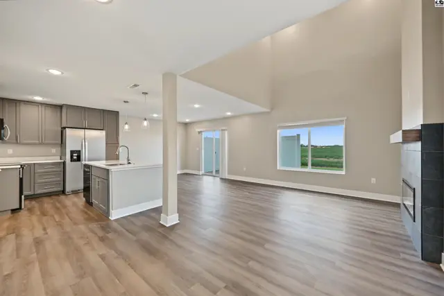 Photo of 1224 Steve Hawley Ln, Salina, KS