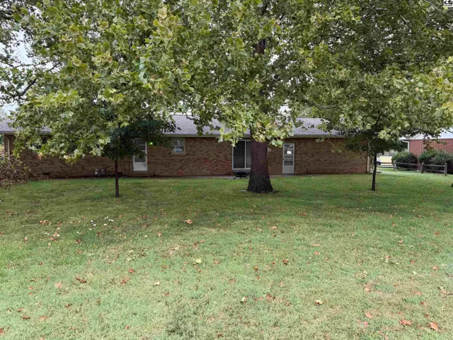 Photo of 511 Iowa Ave, Pratt, KS