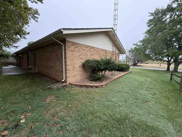 Photo of 511 Iowa Ave, Pratt, KS