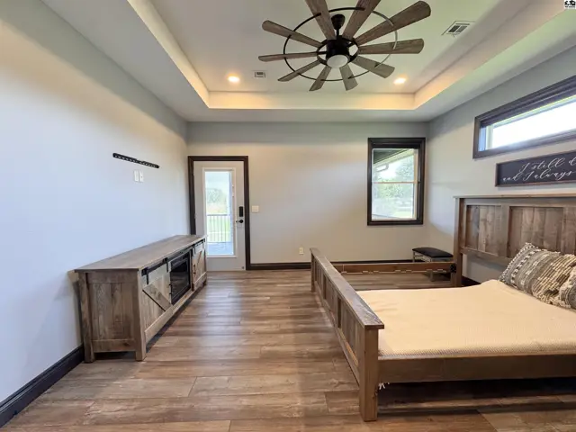 Photo of 1 Panorama Ct, Hutchinson, KS