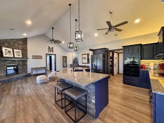 Photo of 1 Panorama Ct, Hutchinson, KS