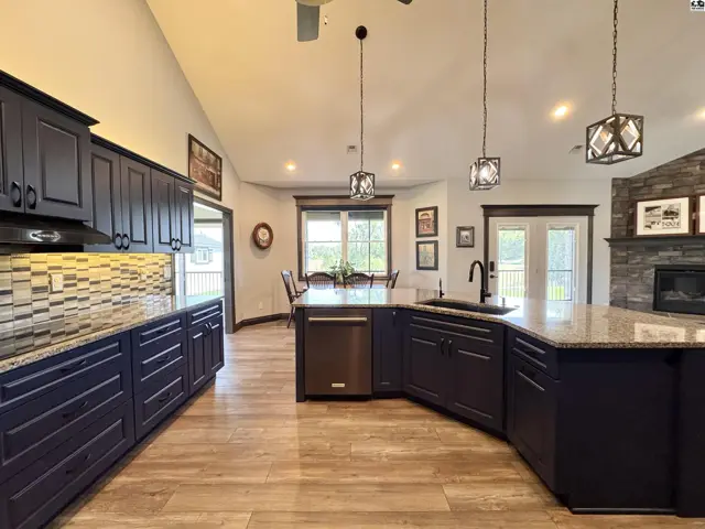 Photo of 1 Panorama Ct, Hutchinson, KS