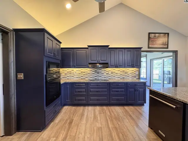Photo of 1 Panorama Ct, Hutchinson, KS