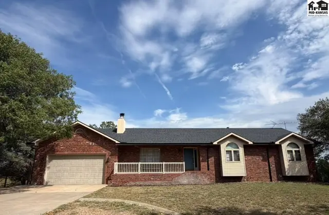Photo of 5804 W 50th Ave, Hutchinson, KS