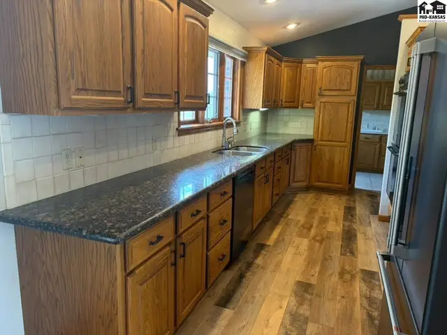 Photo of 5804 W 50th Ave, Hutchinson, KS