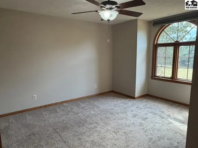 Photo of 5804 W 50th Ave, Hutchinson, KS