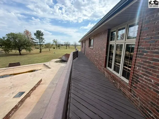 Photo of 5804 W 50th Ave, Hutchinson, KS