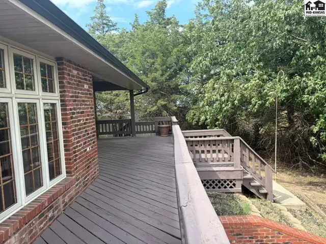 Photo of 5804 W 50th Ave, Hutchinson, KS
