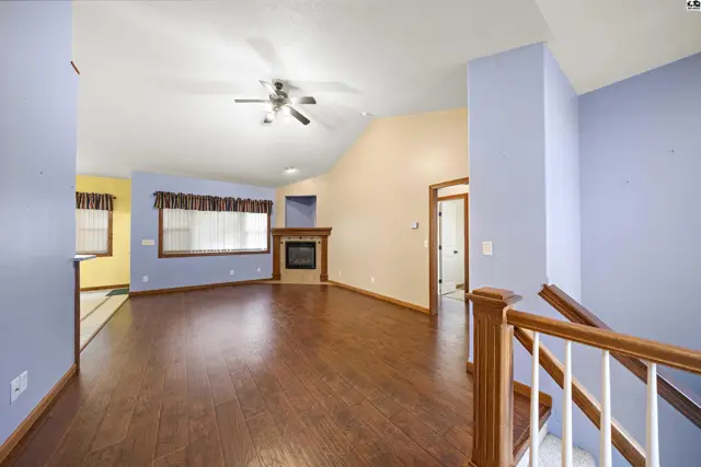 Photo of 1120 Split Oak Dr, Newton, KS