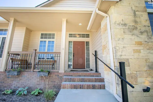 Photo of 727 Goldspike, Newton, KS